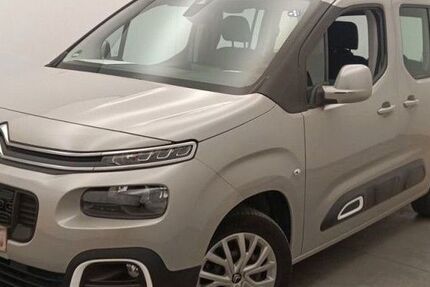 Citroen Berlingo 35.500 km 16.940 € Oberhausen 46149