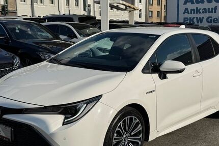 Toyota Corolla 43.170 km 17.950 &euro; Oberhausen 46045