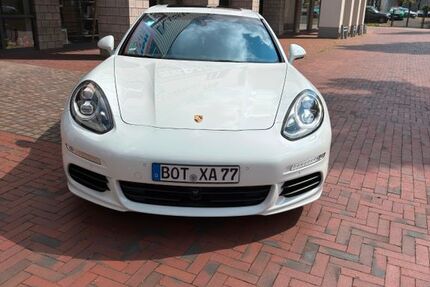 Porsche Panamera 73.000 km 34.900 &euro; Bottrop 46236