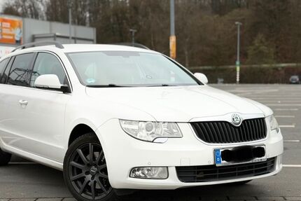 Skoda Superb 300.000 km 7.000 &euro; Bochum 44787