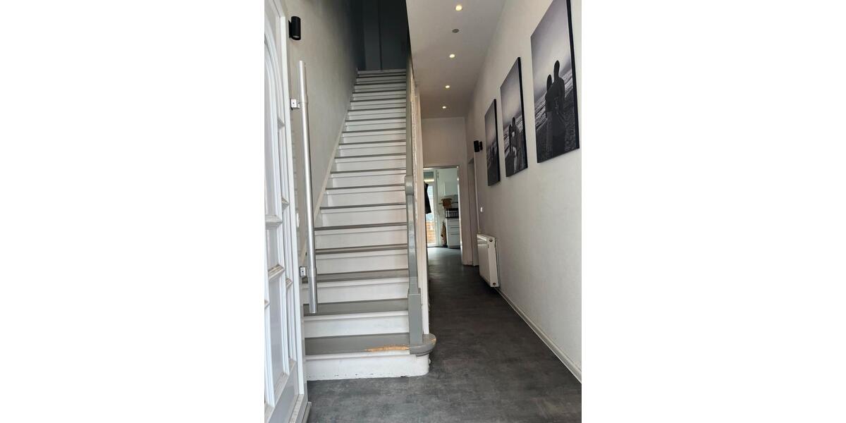 Einfamilienhaus Essen Stadtbezirk VI - 6 Zimmer, 110 m&sup2;, 320.000&euro; | Angebot:26350010