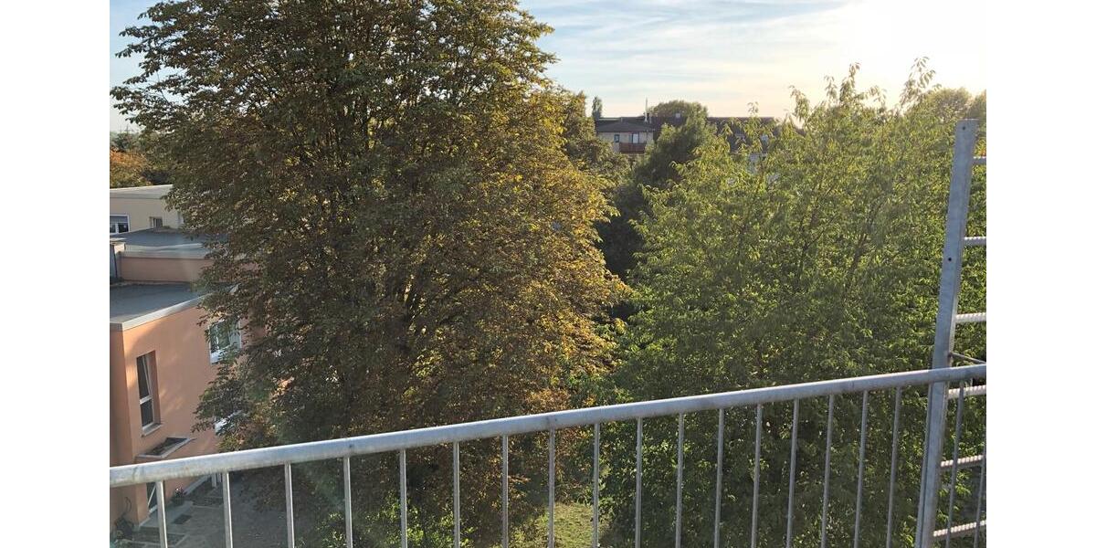 Dachgeschoßwohnung Bochum Altenbochum - 1 Zimmer, 25 m&sup2;, 430&euro; | Angebot:26692783
