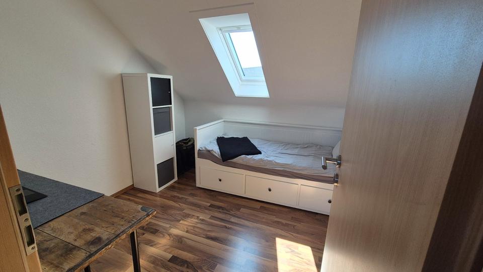 Dachgeschoßwohnung Selm - 3 Zimmer, 59 m&sup2;, 500&euro; | Angebot:26355269