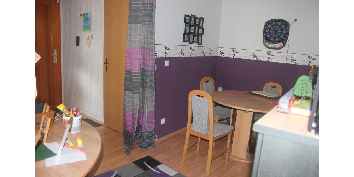 Erdgeschoßwohnung Gelsenkirchen Erle - 5 Zimmer, 180 m&sup2;, 229.000&euro; | Angebot:27002739