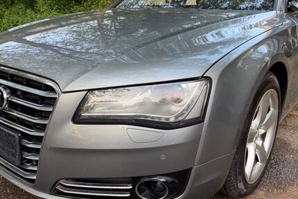 Audi A8 297.858 km 9.950 &euro; Essen 45276