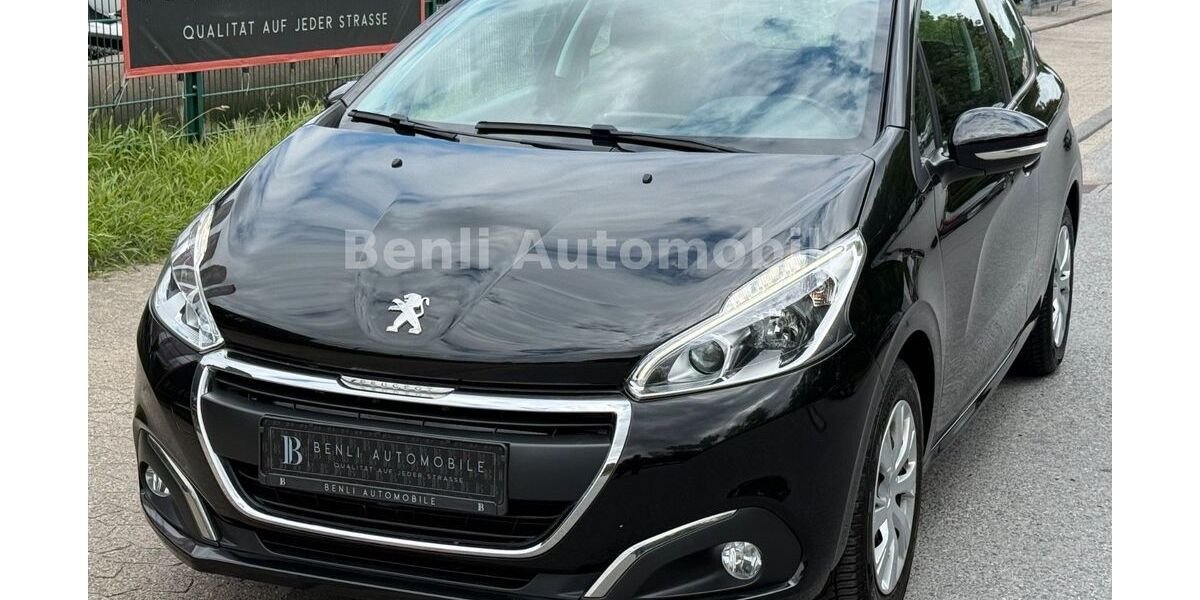 Peugeot 208 105.000 km 5.490 &euro; Oer Erkenschwick 45739