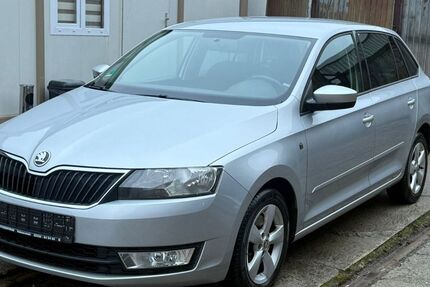 Skoda Rapid 125.000 km 7.790 &euro; Hattingen 45525