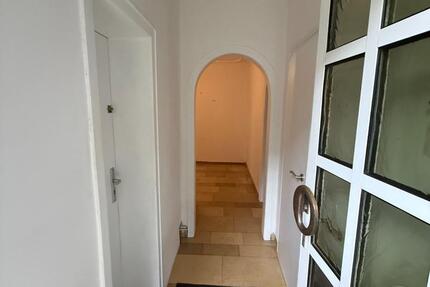 Helle 3-Zimmer-Erdgeschosswohnung mit Kamin und großen Garten 3 zimmer