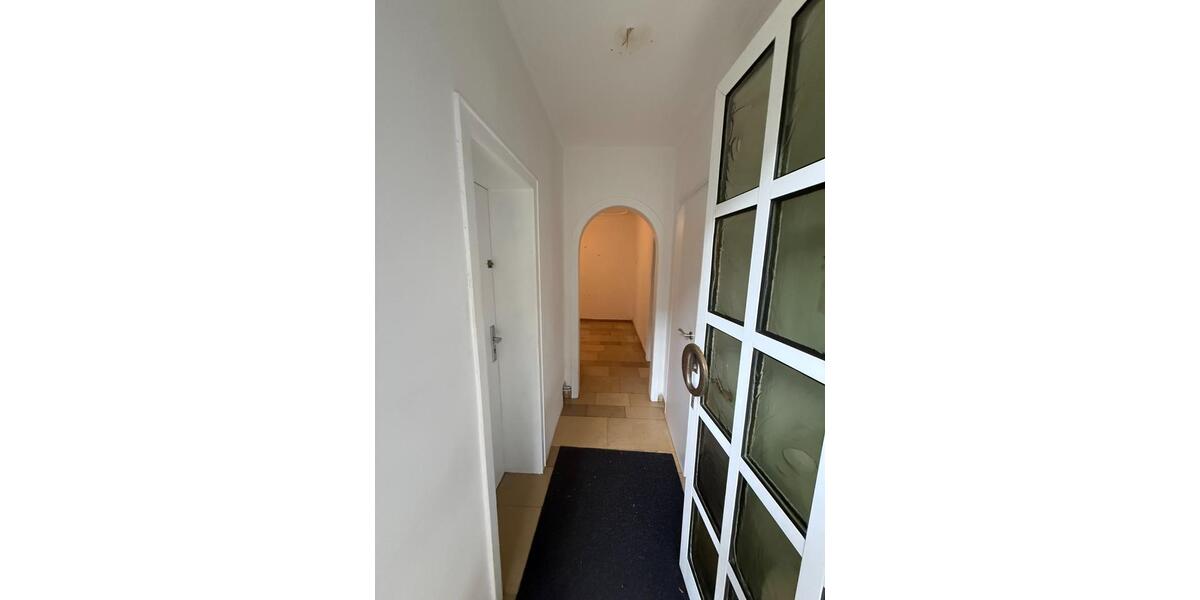 Helle 3-Zimmer-Erdgeschosswohnung mit Kamin und großen Garten 3 zimmer