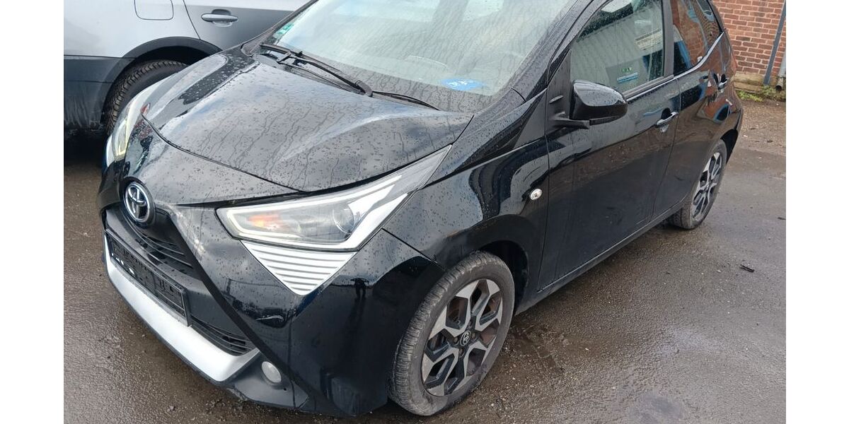 Toyota Aygo (X) 113.000 km 6.990 &euro; Dortmund 44269