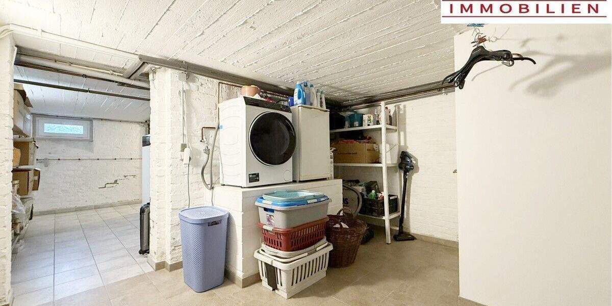 Einziehen und Glücklich sein! Keine großen Sanierungen, Spielstraße, Doppelgarage, Traumgarten.... 5 zimmer