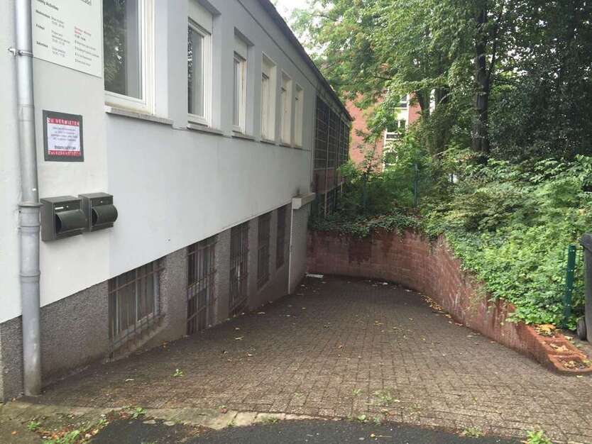 Halle in Bochum 649 € 130 m²