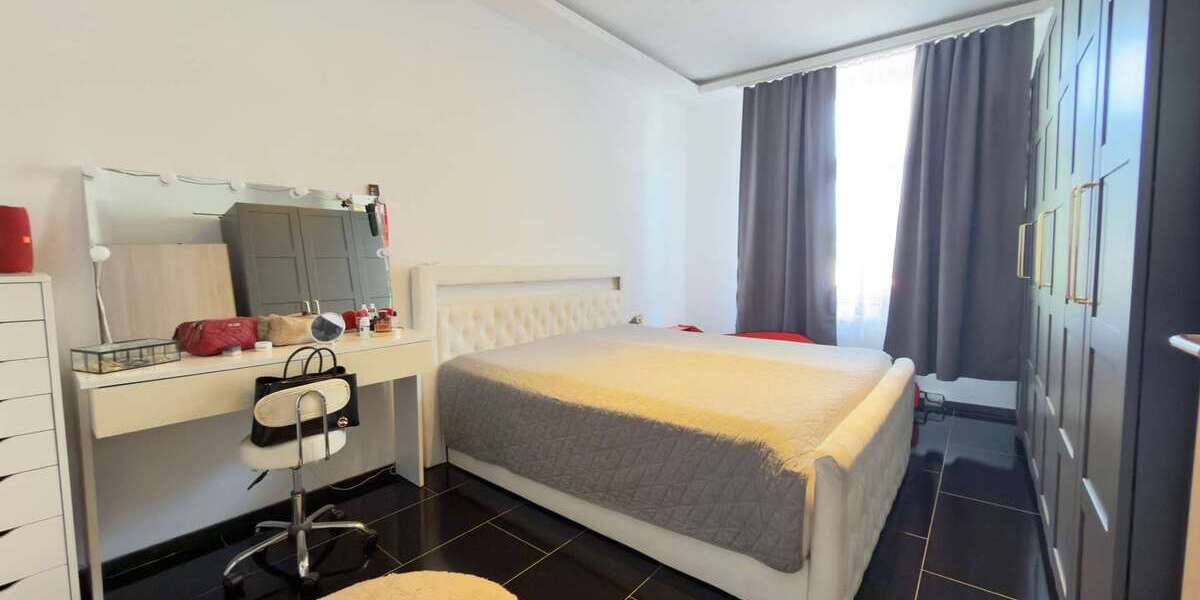 Großzügige 3,5-Zimmer-Wohnung im 1. Obergeschoss in zentraler Lage von Alt-Oberhausen - Etagenwohnung Oberhausen | Angebot:27093549