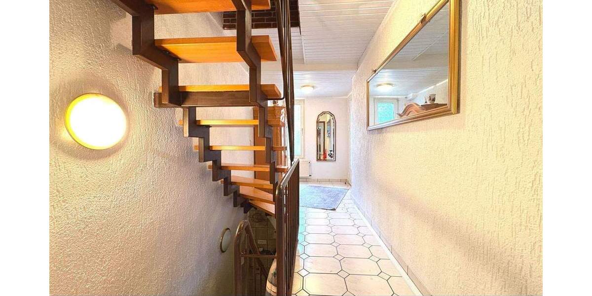 Einfamilienhaus Essen Schonnebeck - 4 Zimmer, 115 m&sup2;, 330.000&euro; | Angebot:24033290