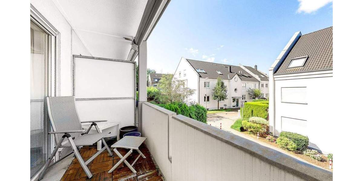 Modern, hell, top in Schuss! Balkon und Stellplatz inklusive! 2 zimmer