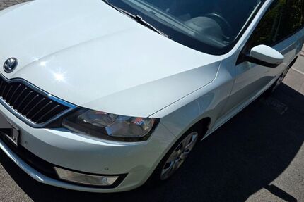 Skoda Rapid 207.844 km 5.990 &euro; Dortmund 44265