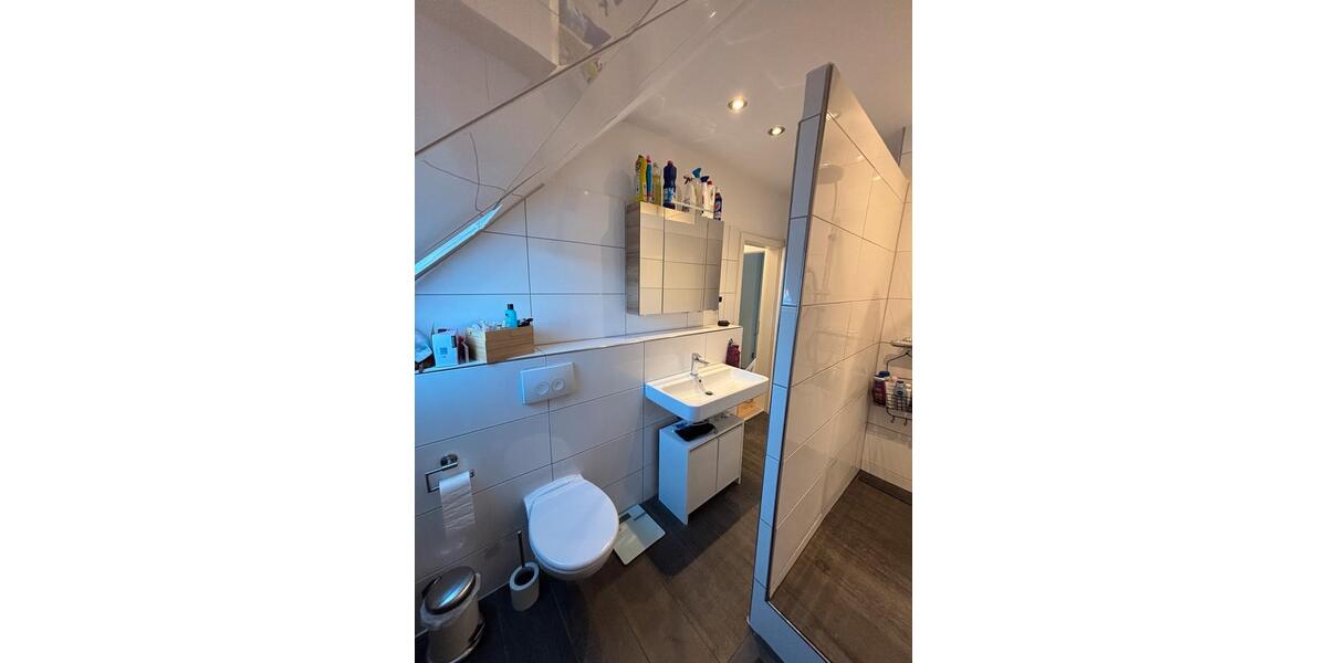 Dachgeschoßwohnung Essen Stadtbezirk VII - 3.5 Zimmer, 94 m&sup2;, 209.000&euro; | Angebot:27096066