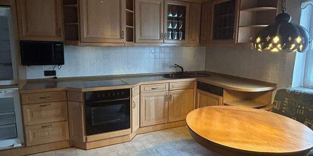 Einfamilienhaus mit Einliegerwohnung und großzügigem Garten in Marl 6 zimmer