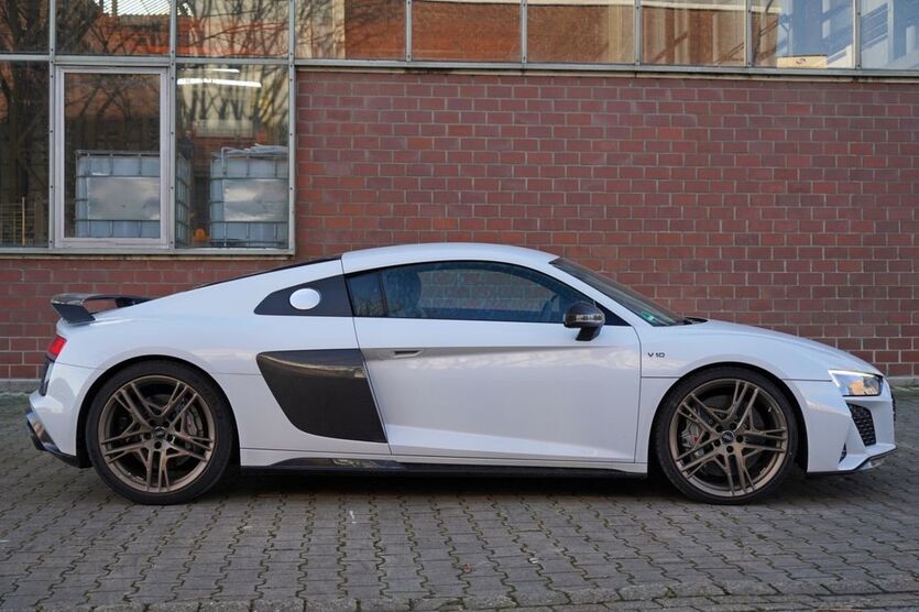 Audi R8 31.700 km 151.900 € Lünen 44532