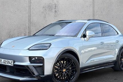 Porsche Macan 15.835 km 111.850 &euro; Recklinghausen 45665