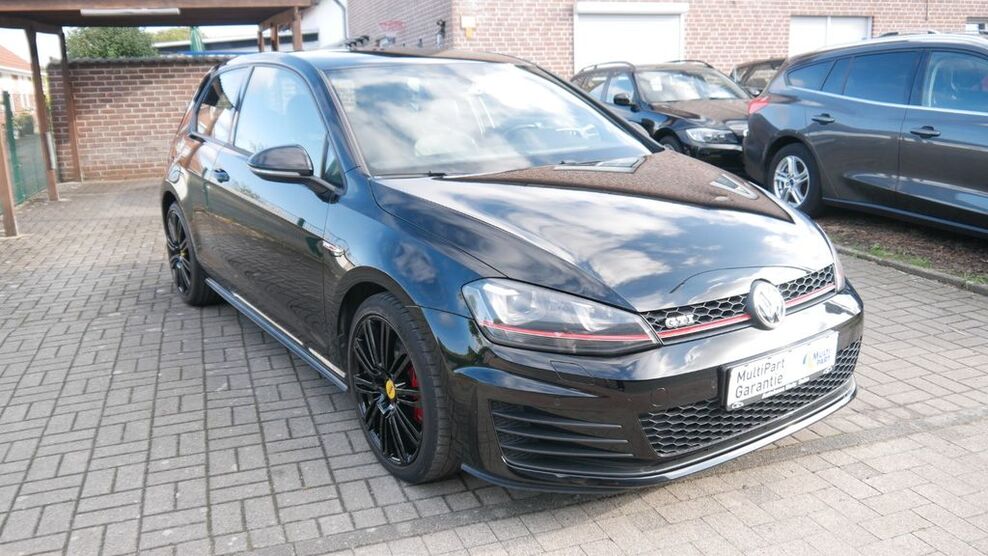 VW Golf 116.864 km 14.990 € Selm 59379