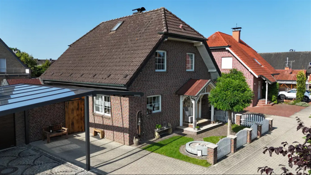 Stilvolles Einfamilienhaus mit Pool, Gartenidylle & hochwertiger Ausstattung 5 zimmer