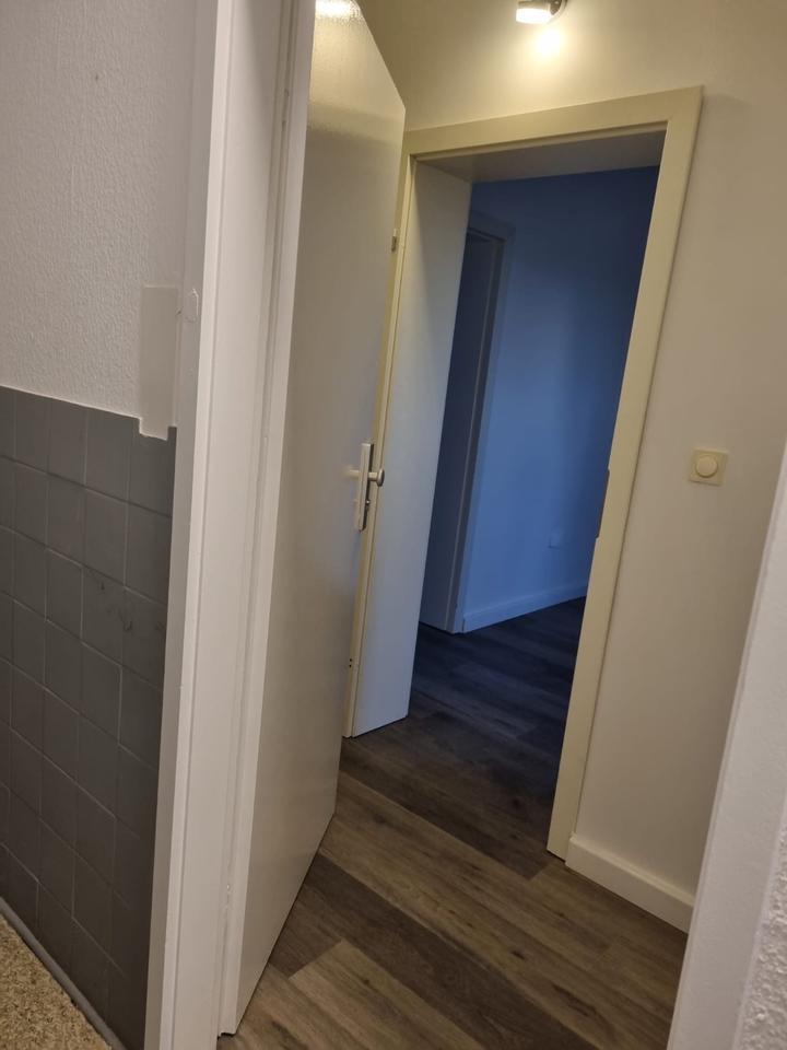 Erstbezug nach Renovierung – Drei-Zimmerwohnung in Mülheim nahe D zimmer