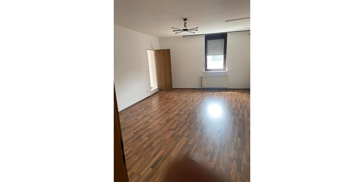 Etagenwohnung Recklinghausen König Ludwig - 1 Zimmer, 75 m&sup2;, 600&euro; | Angebot:25088713
