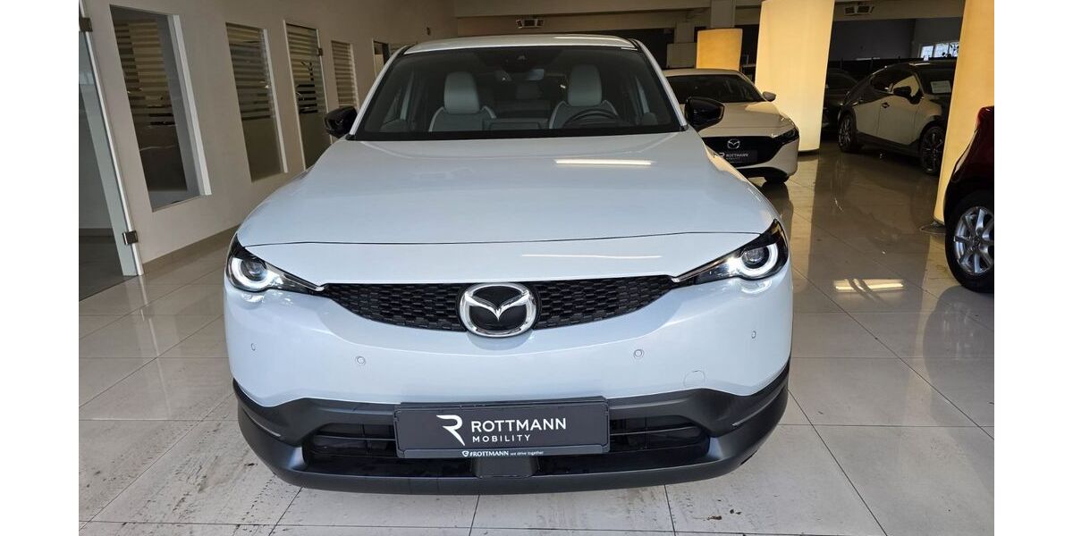 Mazda MX-30 32.445 km 14.690 &euro; Oberhausen 46149