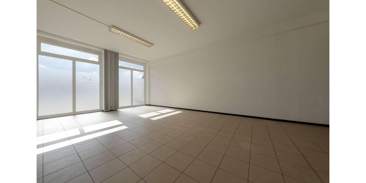 Modernes Ladenlokal oder Bürofläche in verkehrsgünstiger Lage von Südkirchen zimmer