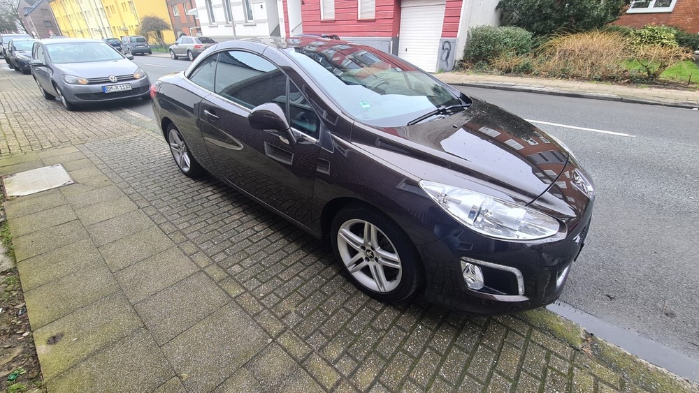 Peugeot 308 CC 67.000 km 8.500 &euro; Oberhausen 46045