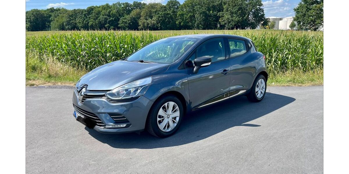 Renault Clio 85.900 km 9.300 &euro; Lünen 44532