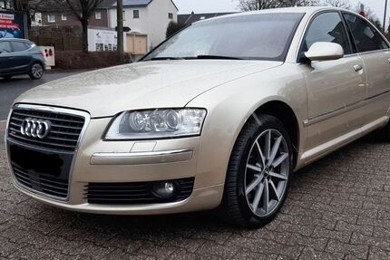 Audi A8 210.000 km 7.500 &euro; Recklinghausen 45663