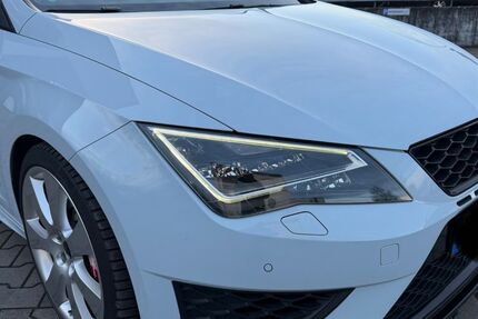 Seat Leon 122.500 km 16.700 &euro; Dortmund 44379