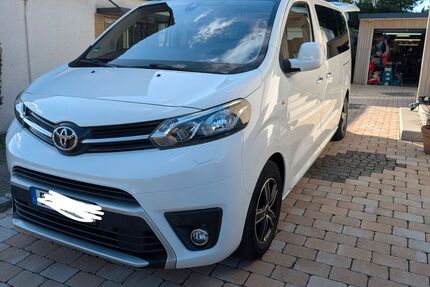 Toyota Proace (Verso) 136.200 km 21.500 &euro; Bochum 44894