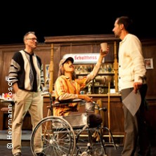 Nebenan - theaterlust.