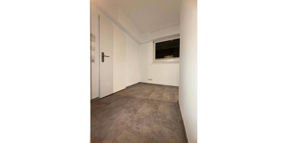 Erdgeschoßwohnung Essen Stadtbezirk IX - 1.5 Zimmer, 33 m&sup2;, 450&euro; | Angebot:26356498