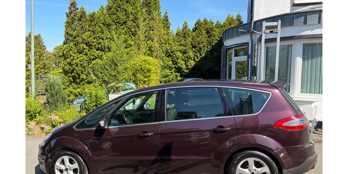 Ford S-Max 185.000 km 2.550 &euro; Essen 45326