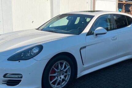 Porsche Panamera 127.328 km 26.499 &euro; Lünen 44532