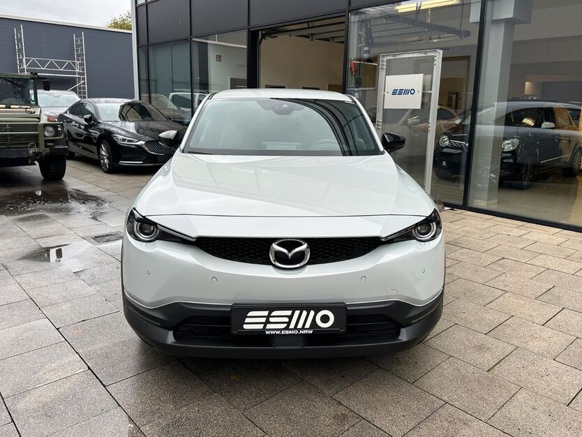 Mazda MX-30 38.165 km 13.900 € Oberhausen 46149