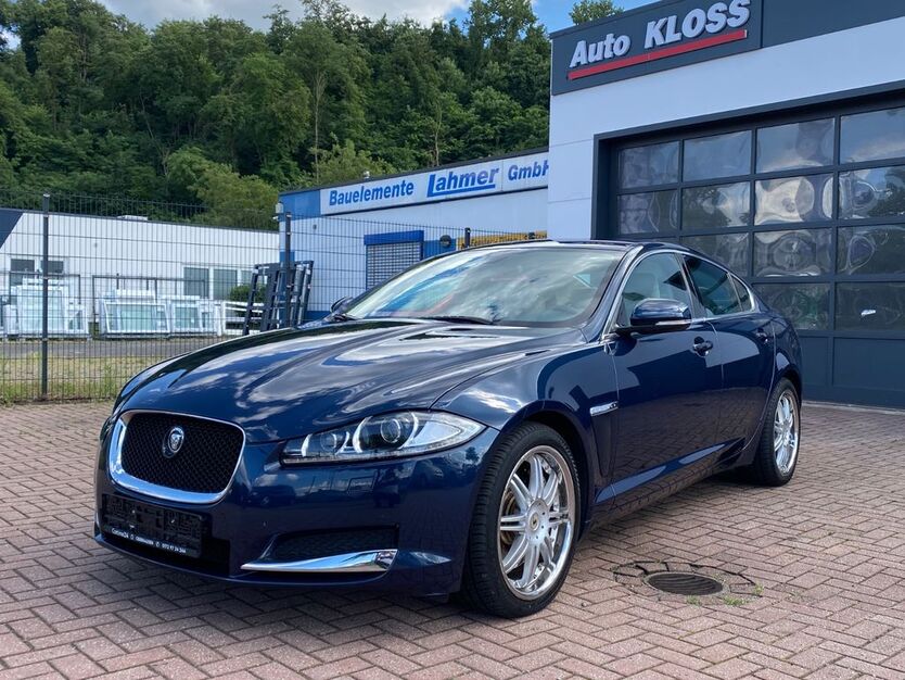 Jaguar XF 106.000 km 12.490 € Oberhausen 46047