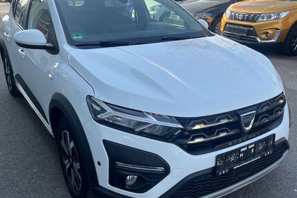 Dacia Sandero 108.000 km 11.699 &euro; Recklinghausen 45663