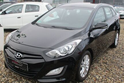 Hyundai i30 176.584 km 5.999 &euro; Selm 59379