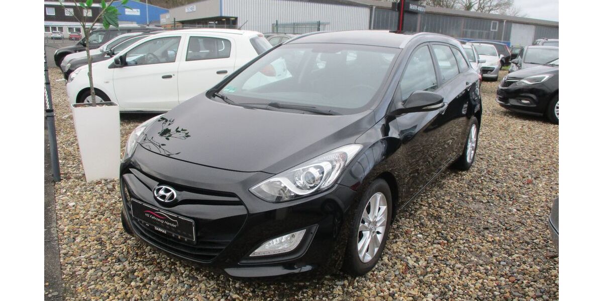 Hyundai i30 176.584 km 5.999 &euro; Selm 59379