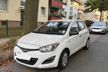 Hyundai i20 54.749 km 5.500 € Bochum 44807