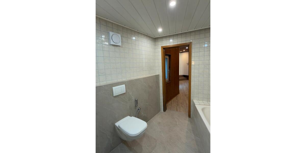 Erdgeschoßwohnung Waltrop - 4 Zimmer, 111 m&sup2;, 1.110&euro; | Angebot:26256367