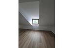 Dachgeschoßwohnung Essen Stadtbezirk V - 2 Zimmer, 74 m&sup2;, 900&euro; | Angebot:26579671