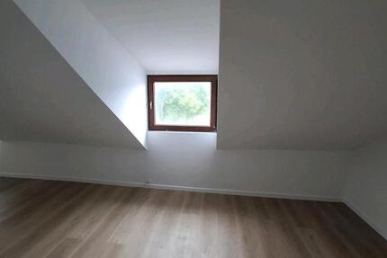 Wohnung Essen Stadtbezirk V - 2 Zimmer, 74 m&sup2;, 900&euro; | Angebot:26579671