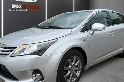 Toyota Avensis 160.000 km 7.999 &euro; Marl 45772