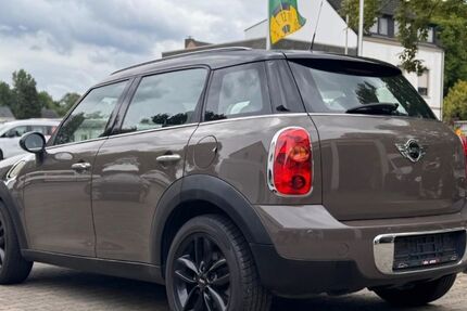 Mini Countryman D (Cooper) 185.000 km 4.200 &euro; Oberhausen 46047